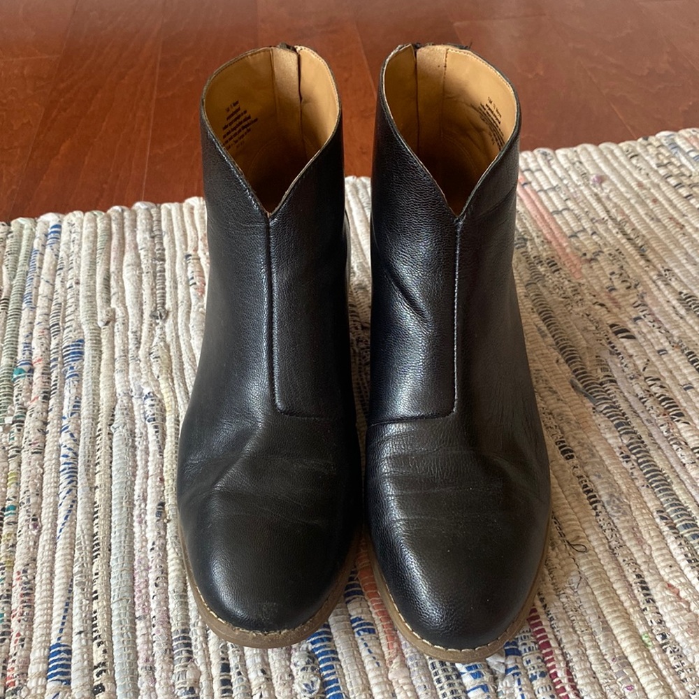 Nine West ankle leather boots